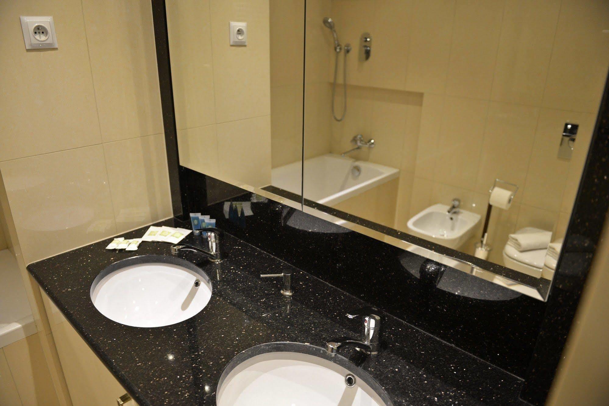 La Gioia Magic Orient Apartments Kraków Zewnętrze zdjęcie